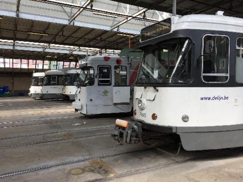 De Lijn veilt opnieuw acht oude trams