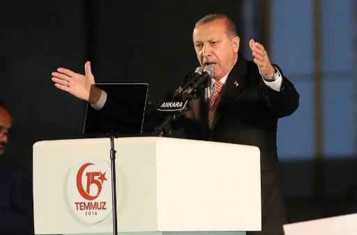 Golfstaten isoleren Qatar - Erdogan vertrekt op bemiddelingstrip naar Golfregio