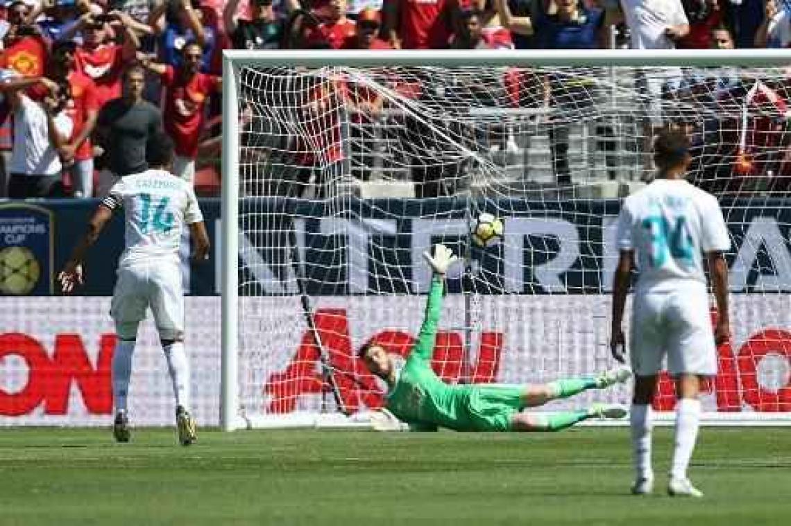 Belgen in het buitenland - Manchester United verslaat Real Madrid na knotsgekke strafschoppenreeks
