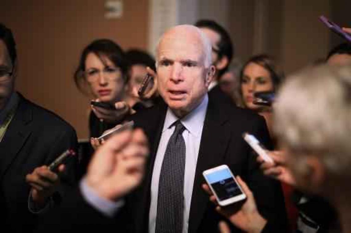 John McCain keert dinsdag terug naar Senaat voor belangrijke stemming