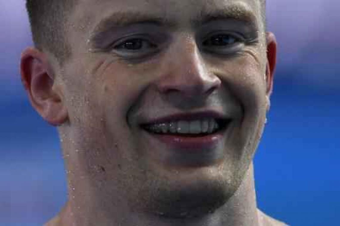 WK zwemmen - Adam Peaty verbreekt zijn eigen wereldrecord op de 50m schoolslag