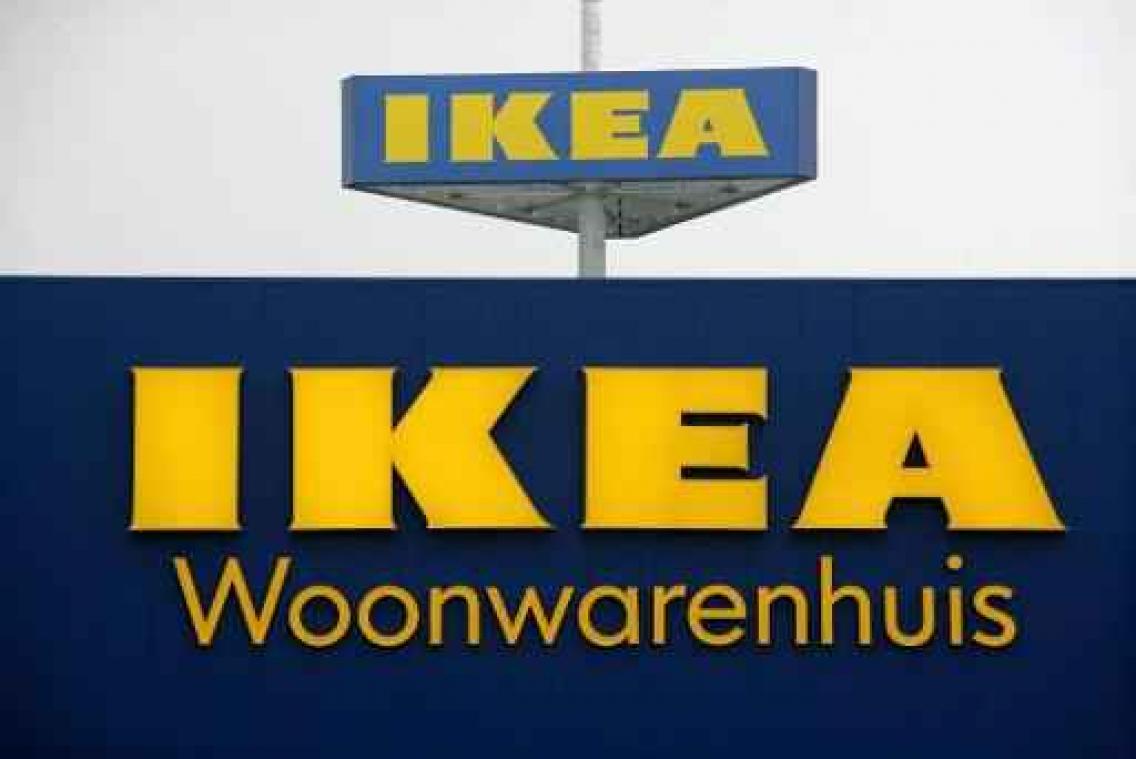 Drie Nederlanders krijgen 12 en 15 maanden voor stelen van aanhangwagens op parking Ikea
