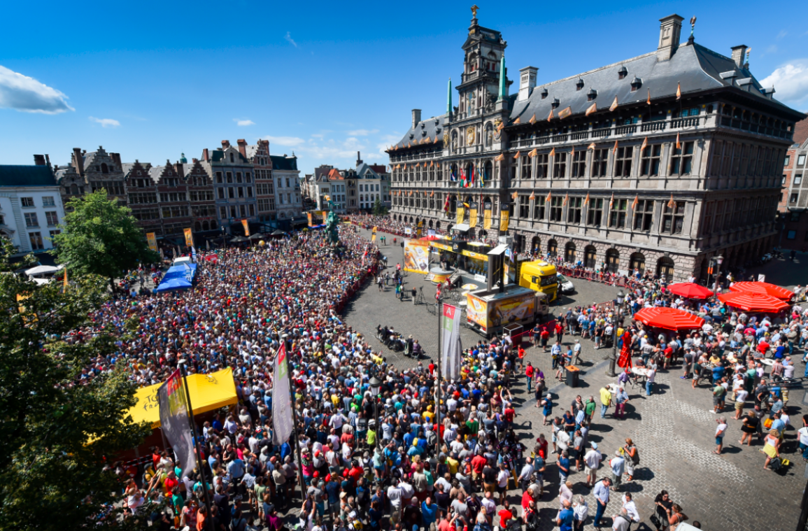 Tour ontketent volksfeest in Antwerpen