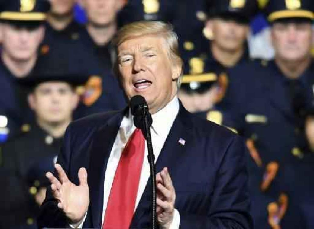VS-president Donald Trump heeft een eerste uitdager