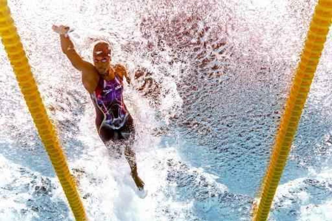 WK zwemmen - Amerikaanse vrouwen pakken goud op 4x100 meter wisselslag in nieuw wereldrecord