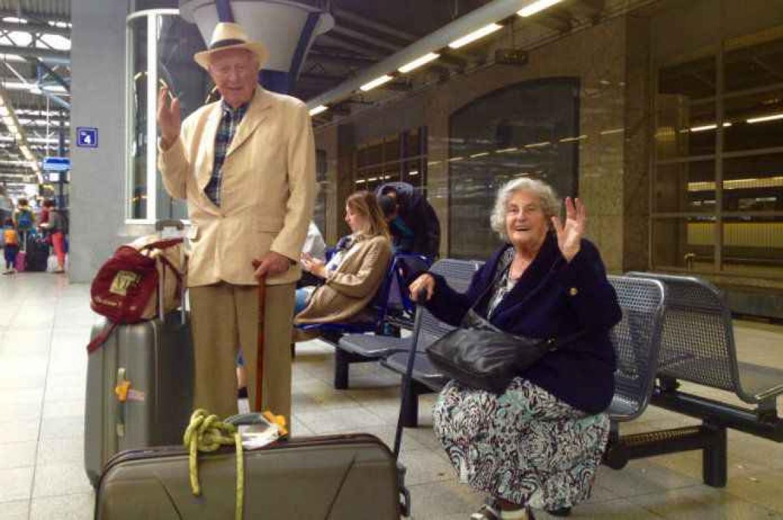 Zij werden betrapt met een boek op weg naar hun vakantie