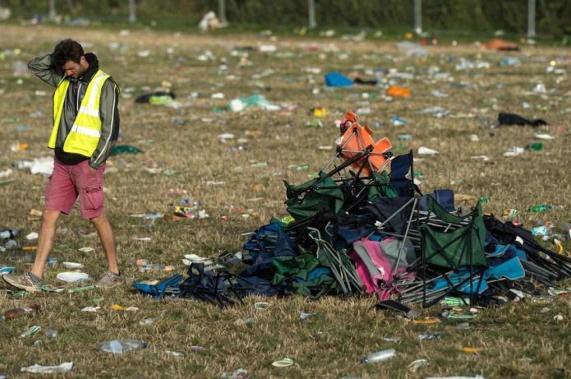 Afgedankte festivaltenten krijgen tweede leven bij daklozen