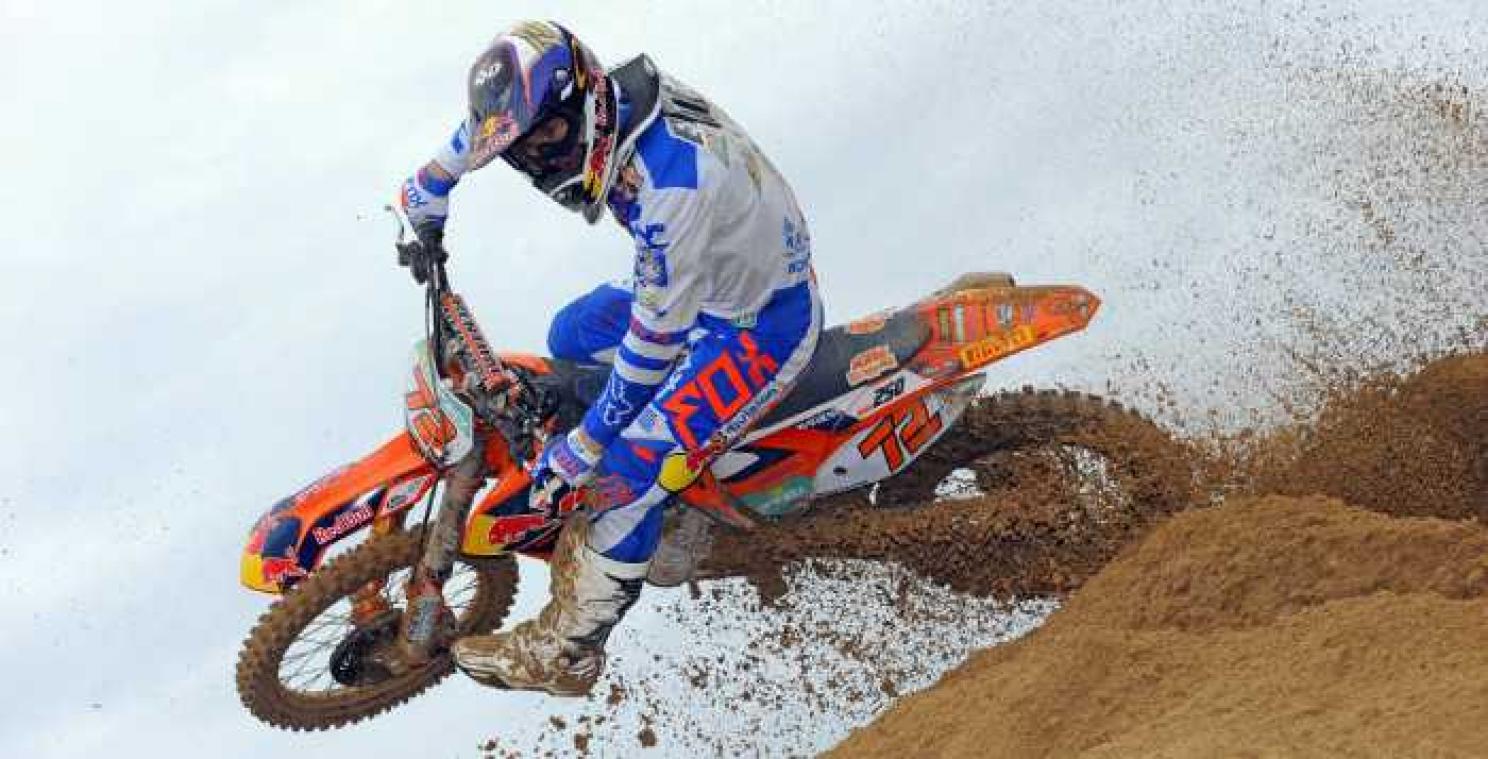 Stefan Everts kruipt voor de laatste keer terug op de motor