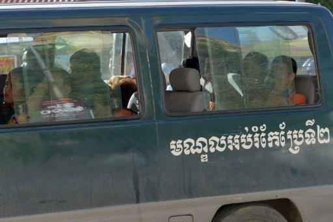 Australische krijgt anderhalf jaar cel in Cambodja wegens commerciële draagmoederschap