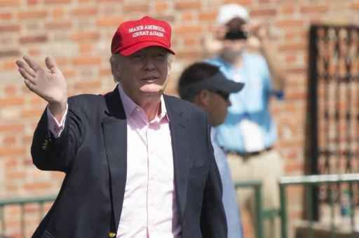 Trump gaat 17 dagen met vakantie naar golfclub in New Jersey