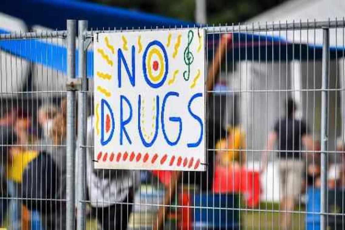 Ruim 220 druggebruikers en twee dealers betrapt op Reggae Geel