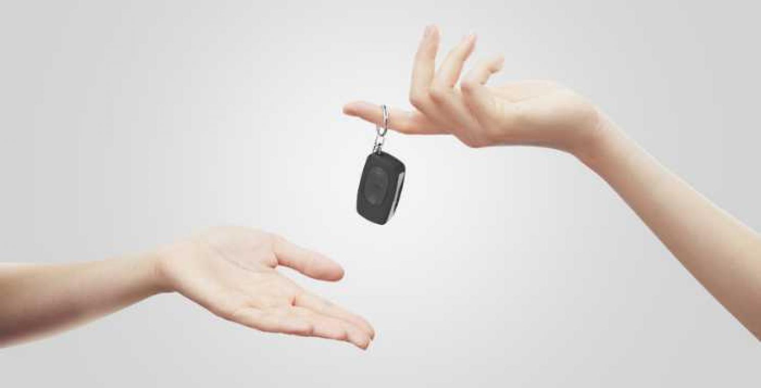 Wat is het verschil tussen een autodealer en een particulier?