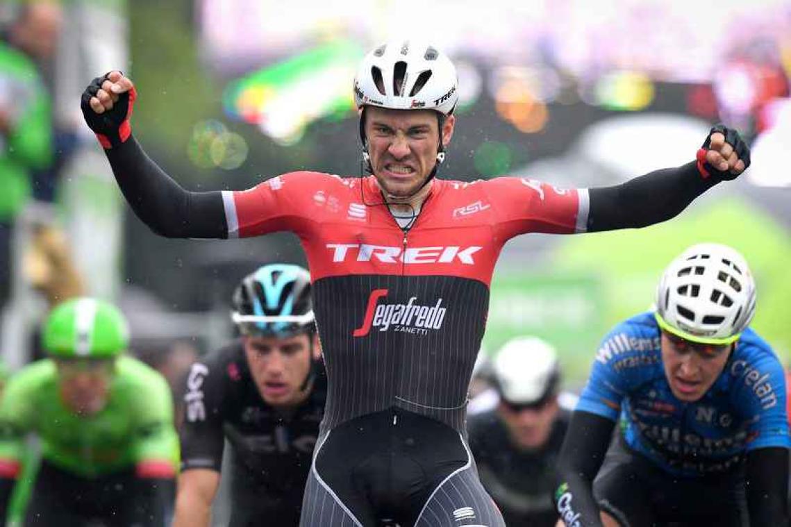 Theuns boekt eerste zege in WorldTour