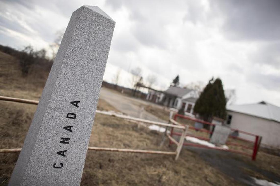 Canada bouwt opvangkamp aan grens