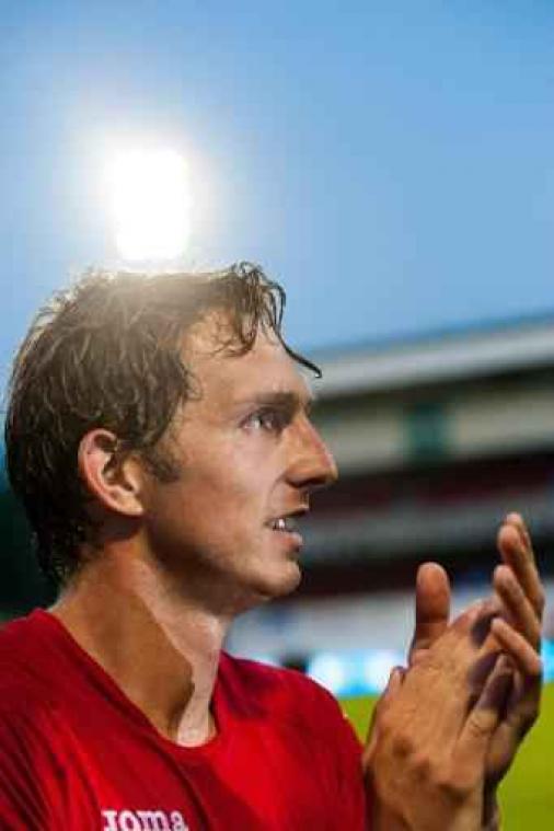 Jupiler Pro League - Berchem kondigt vertrek van trainer Jonas De Roeck naar Sint-Truiden aan