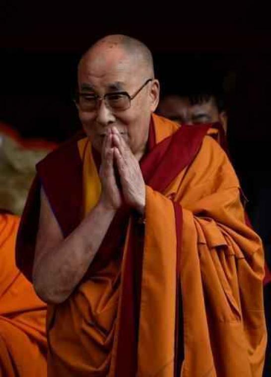 Dalai lama schrapt uitstap wegens "uitputting"