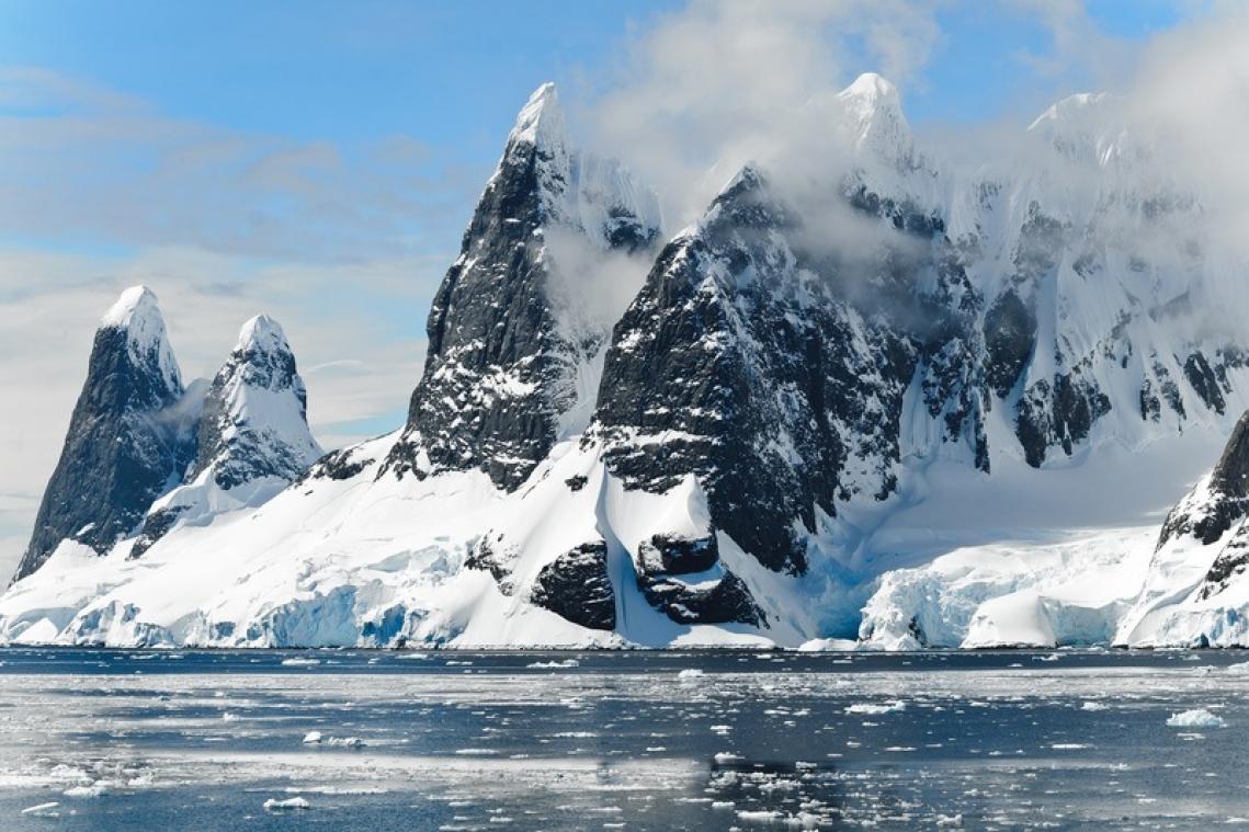 Onder ijs Antartica schuilen nog 91 onbekende vulkanen