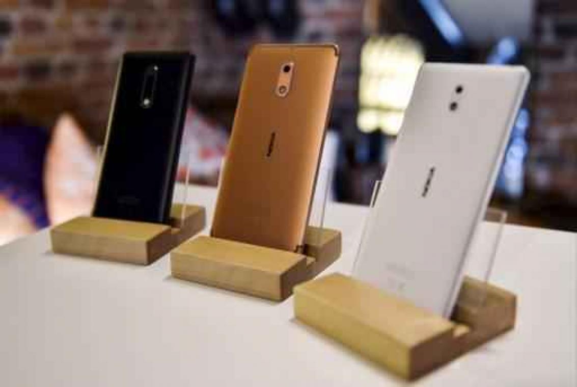 Nokia gaat strijd met Apple en Samsung aan