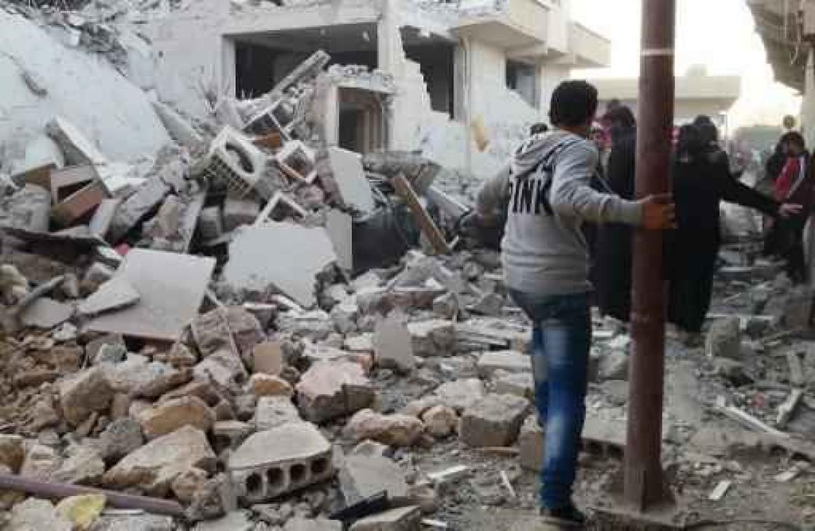 Geweld Syrië - Zestigtal burgers omgekomen bij raids coalitie op Syrische stad Raqqa