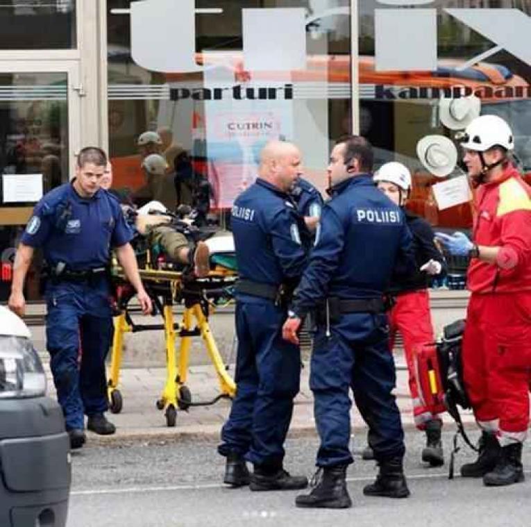 Vijf arrestaties na mesaanval in Finland