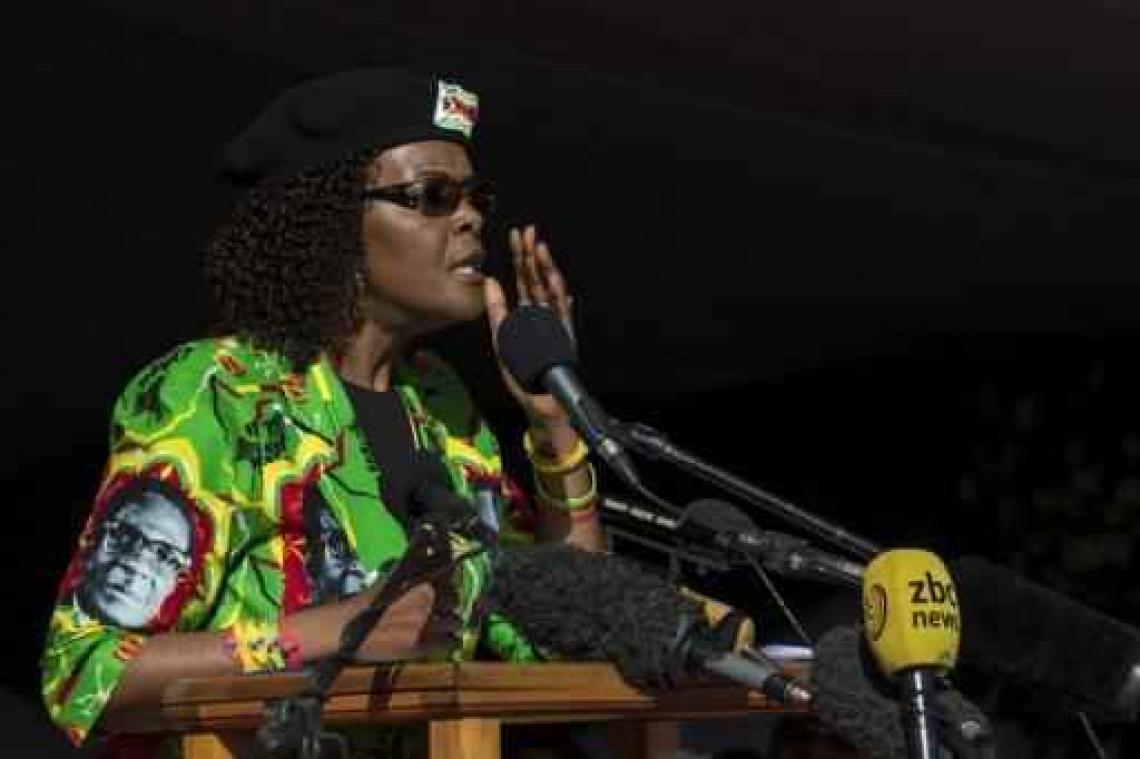 Grace Mugabe terug in Zimbabwe na rel in Zuid-Afrika