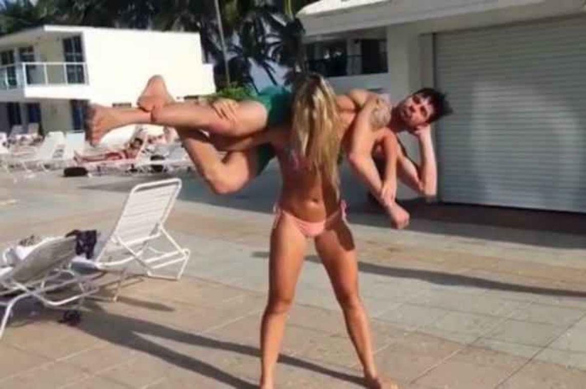 IN BEELD. Squatten met je vriend is nieuwe fitnesstrend