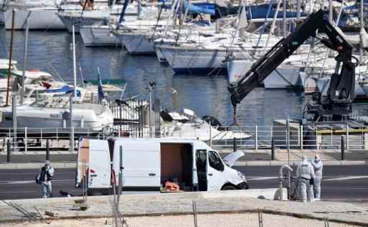 Man die inreed op bushaltes in Marseille zou lijden aan psychose