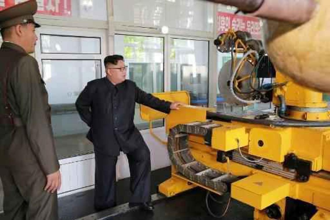 Kim Jong-un laat vaart zetten achter raketprogramma