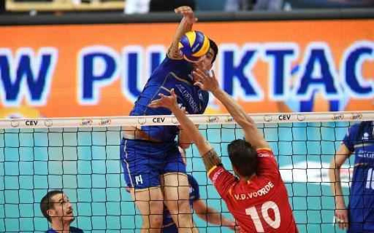 EK volley (m) - Red Dragons starten met stuntzege tegen Frankrijk