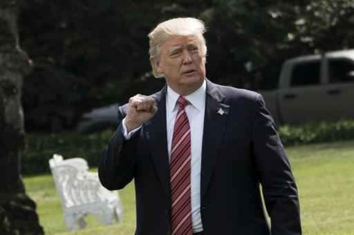 Trump ondertekent memo rond transgenderban in het leger