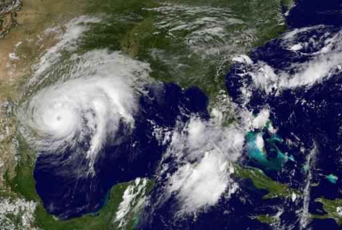 Orkaan Harvey - Orkaan gaat aan land in Texas