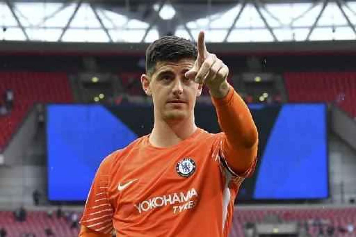 Belgen in het buitenland - Chelsea houdt drie punten thuis tegen Everton