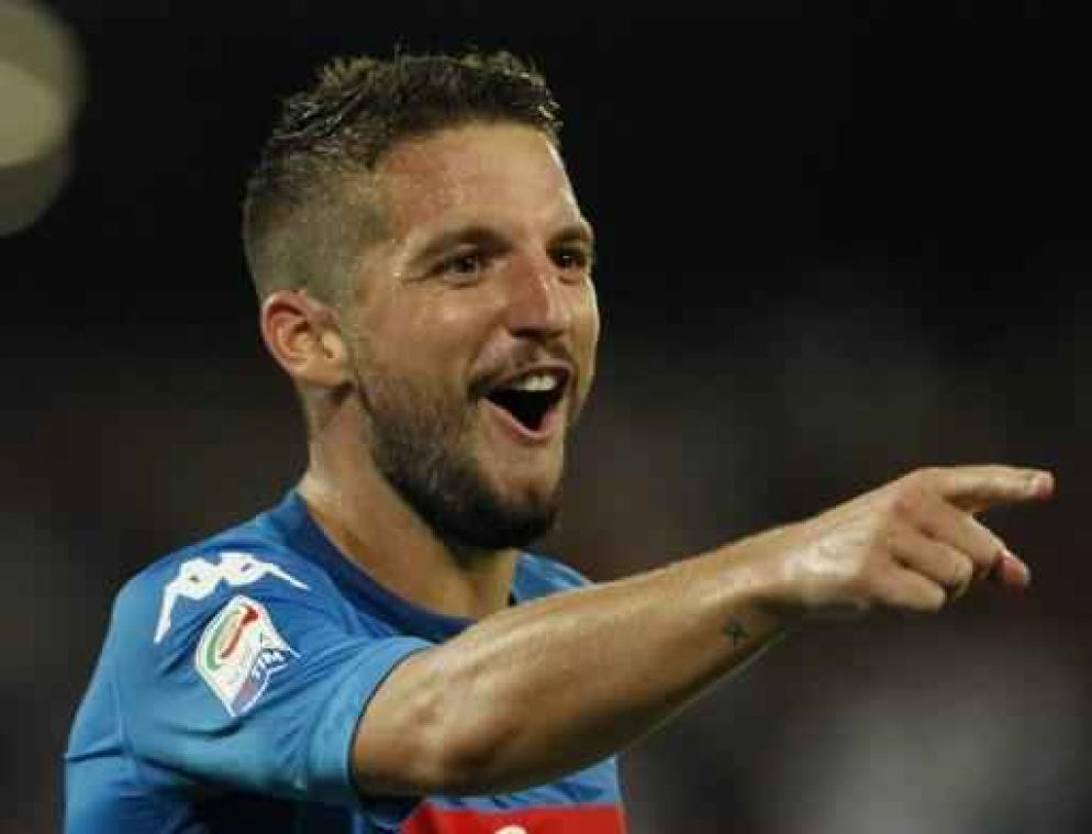 Belgen in het buitenland - Mertens bezorgt Napoli zege tegen Atalanta met doelpunt en assist