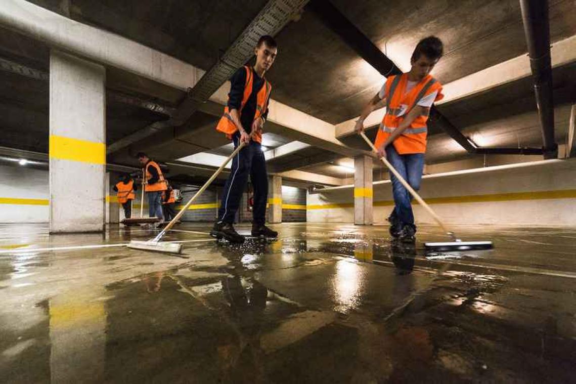 Aantal studenten dat bijklust stijgt naar recordhoogte