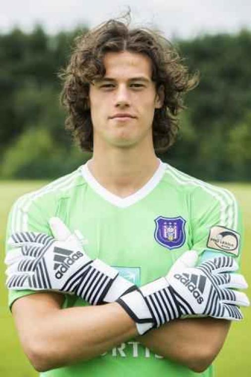 Doelman Mile Svilar verlaat Anderlecht voor Benfica