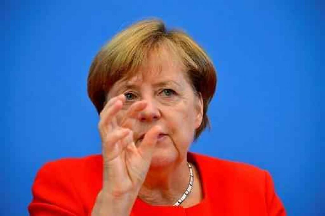 Vluchtelingencrisis - Merkel noemt vluchtelingenbeslissing uit 2015 "humanitaire uitzondering"