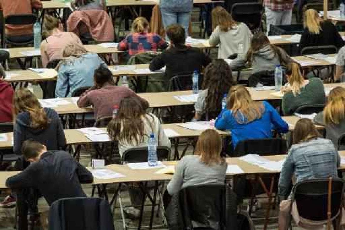 3.600 studenten namen deel aan toelatingsexamen voor arts en tandarts