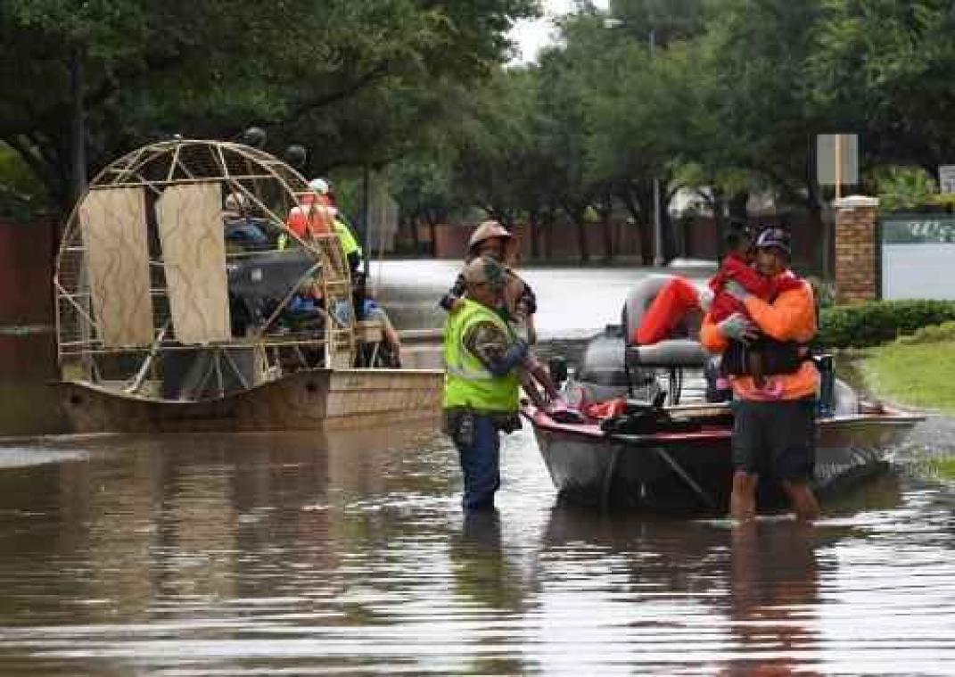 Dodental van tropische storm Harvey stijgt naar 18