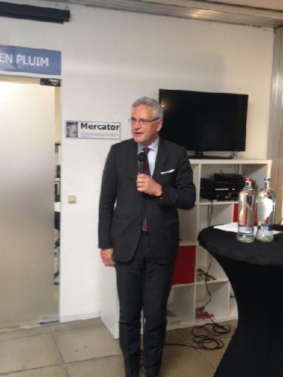 Peeters wil belastingvrij plafond kostenvergoeding vrijwillige nachtoppassers optrekken Peeters wil belastingvrij plafond kostenvergoeding vrijwillige nachtoppassers optrekken