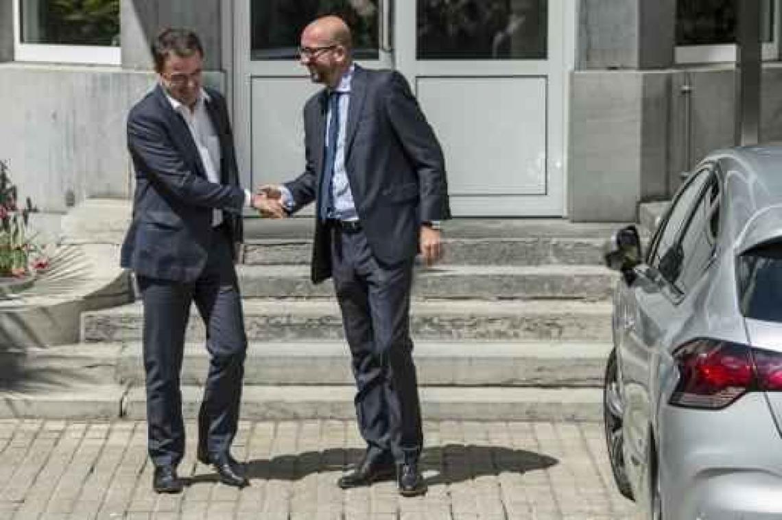 "Benoît Lutgen heeft geen crisis ontketent maar hoop voor de toekomst" (Michel)