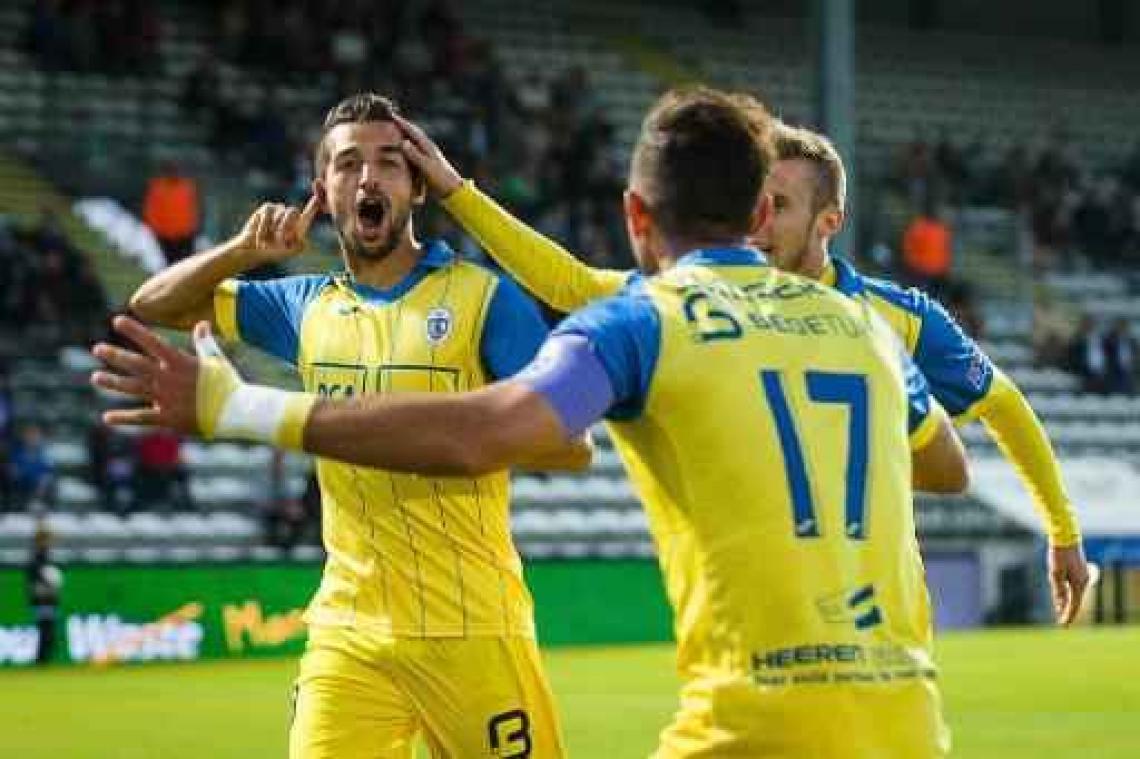 Proximus League - Beerschot Wilrijk neemt leidersplaats in na vlotte zege in Roeselare