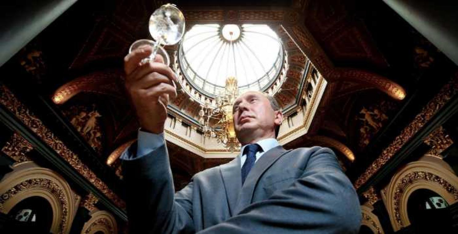 Vijfsterrenhotel biedt fles water aan voor 37 euro