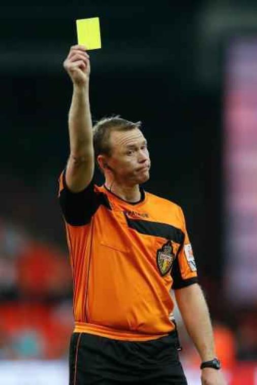 Serge Gumienny stopt als ref na carrière van dertig jaar