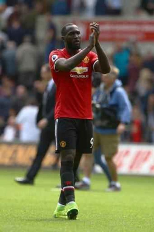 Belgen in het buitenland - Alleen Pogba verkoopt meer shirts dan Lukaku en Hazard in Engeland