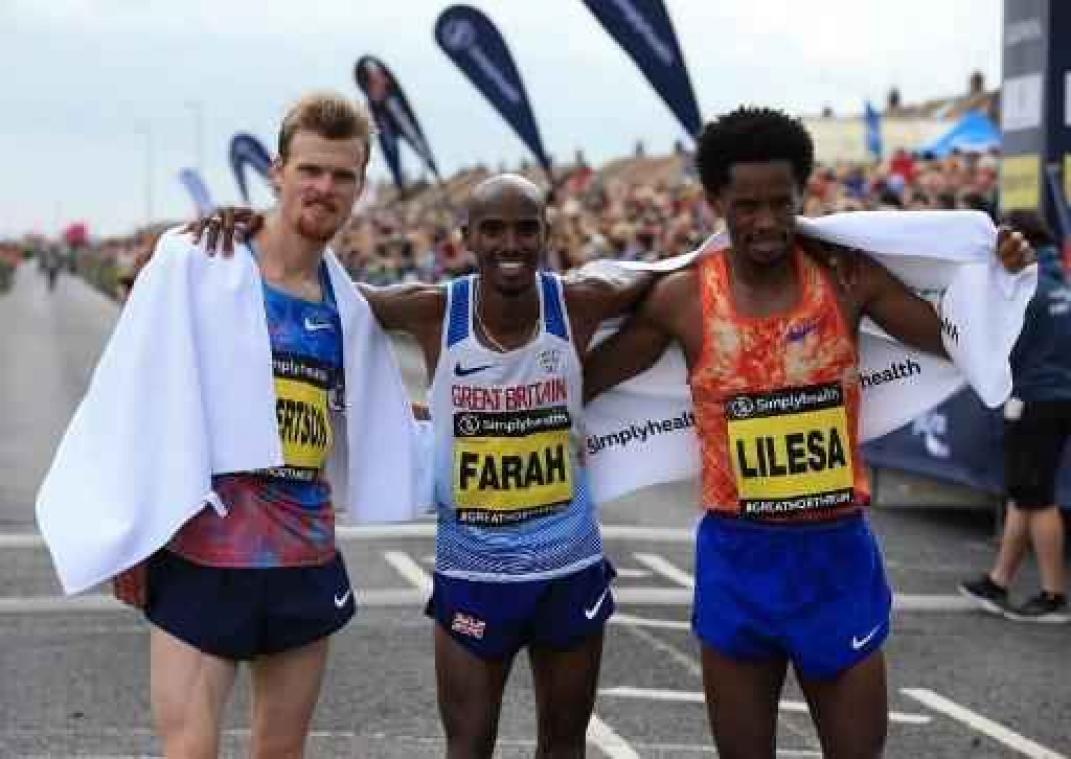 Mo Farah wint andermaal Great North Run