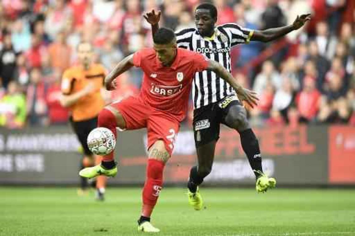 Jupiler Pro League - Standard en Charleroi leveren scoreloos gelijkspel af in Waalse derby