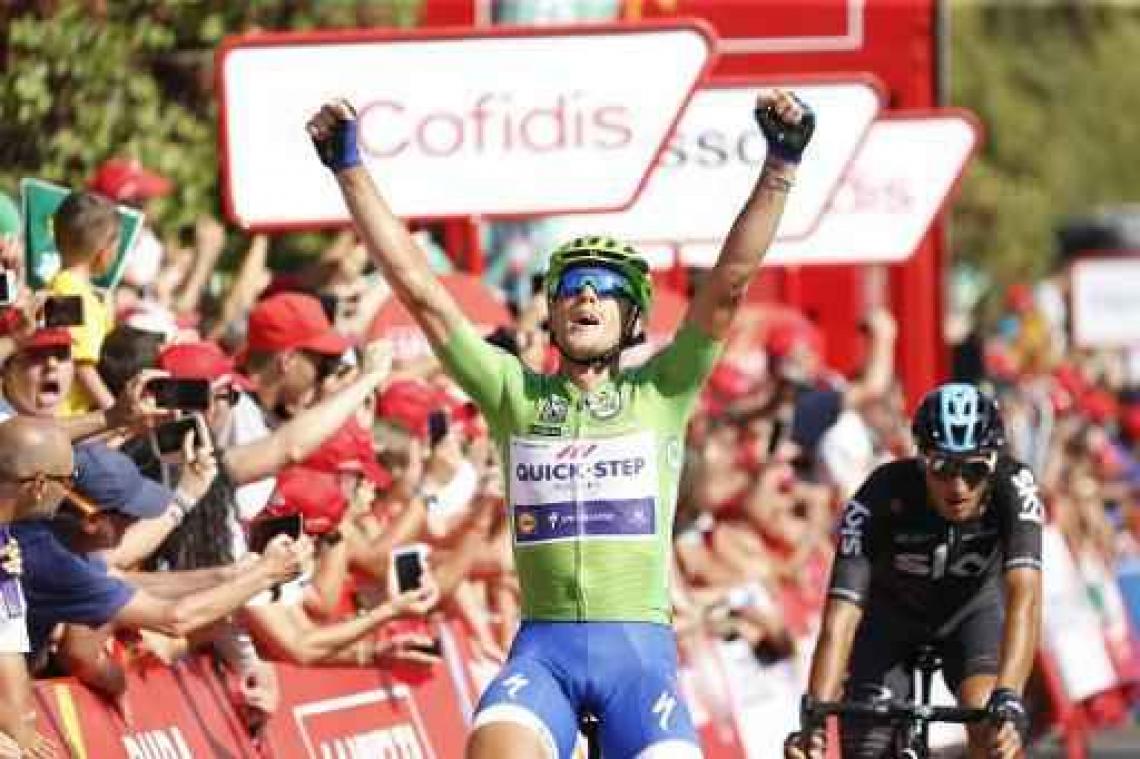 Vuelta - Matteo Trentin wint massaspurt, Chris Froome lukt dubbel Tour-Vuelta