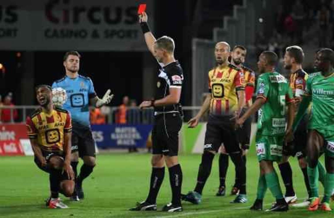 Jupiler Pro League - Rode lantaarn KV Oostende pakt in Mechelen eerste punt van het seizoen