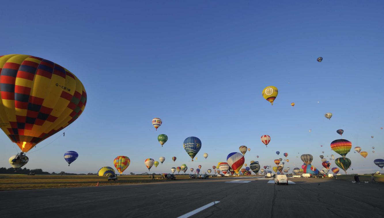 IN BEELD. Luchtballonnen kijken