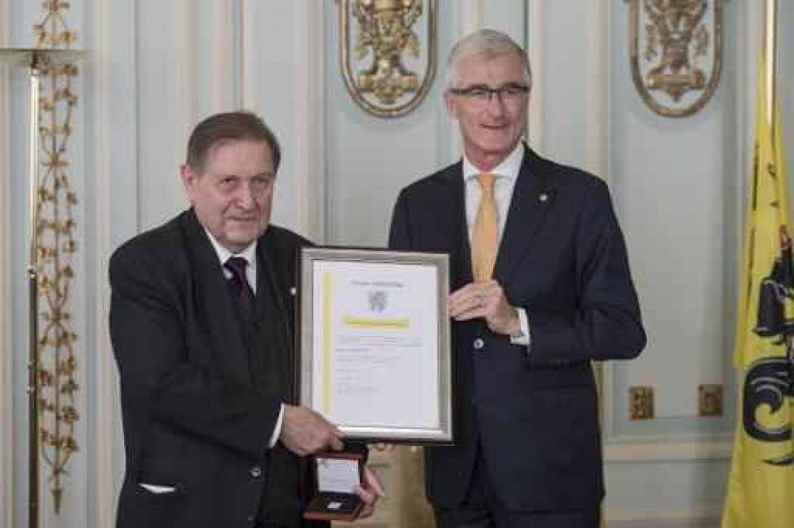 Petra De Sutter en Etienne Vermeersch vallen in de prijzen op PRoF Awards